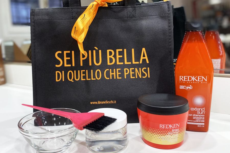 TRATTAMENTO PER CAPELLI LUMINOSI A BOLOGNA